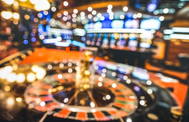 Mobile dashboard showing live sports and slot game tiles